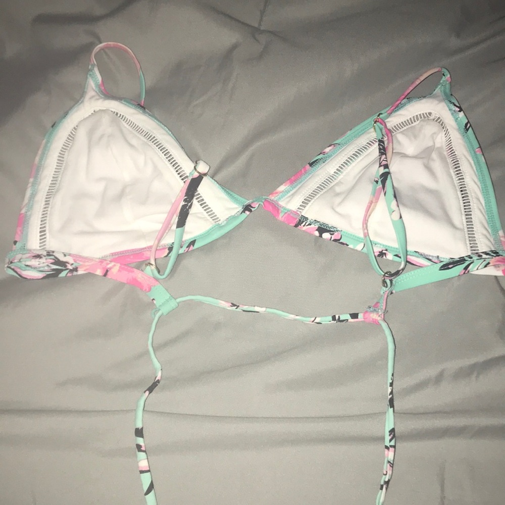 Bikini top - Picture 2 of 2